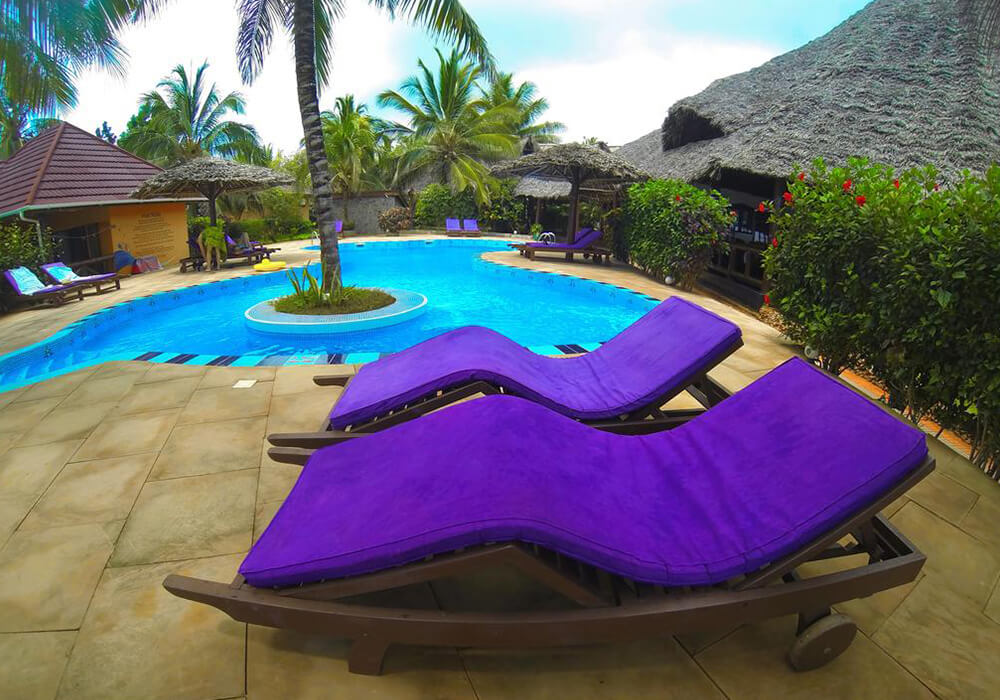 Mnarani Beach Cottages